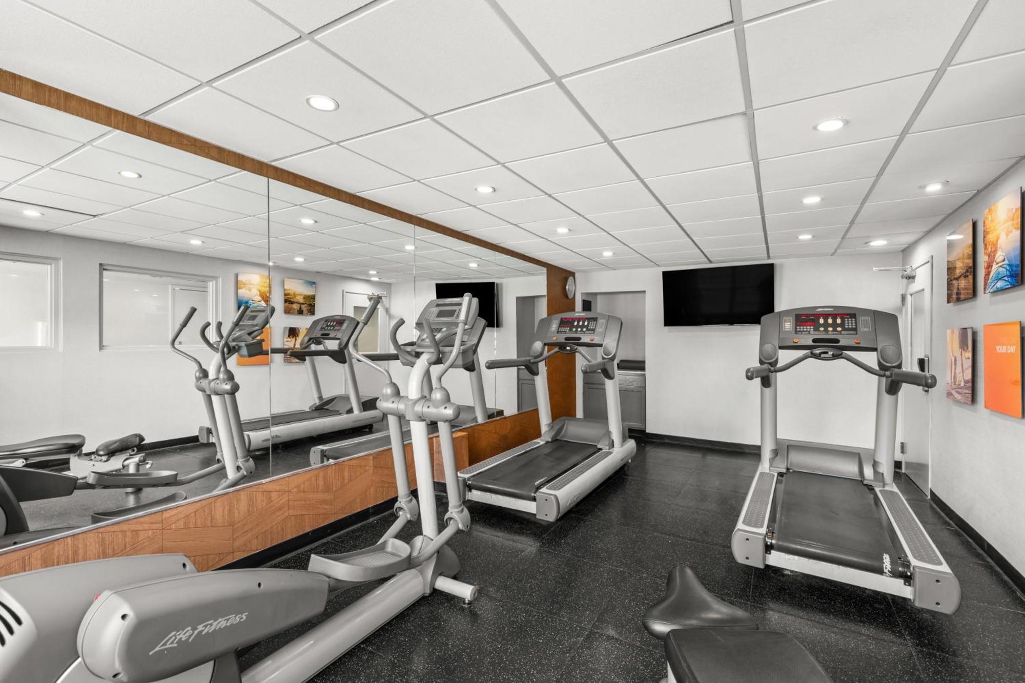 Comfort Inn & Suites Rome South Buitenkant foto