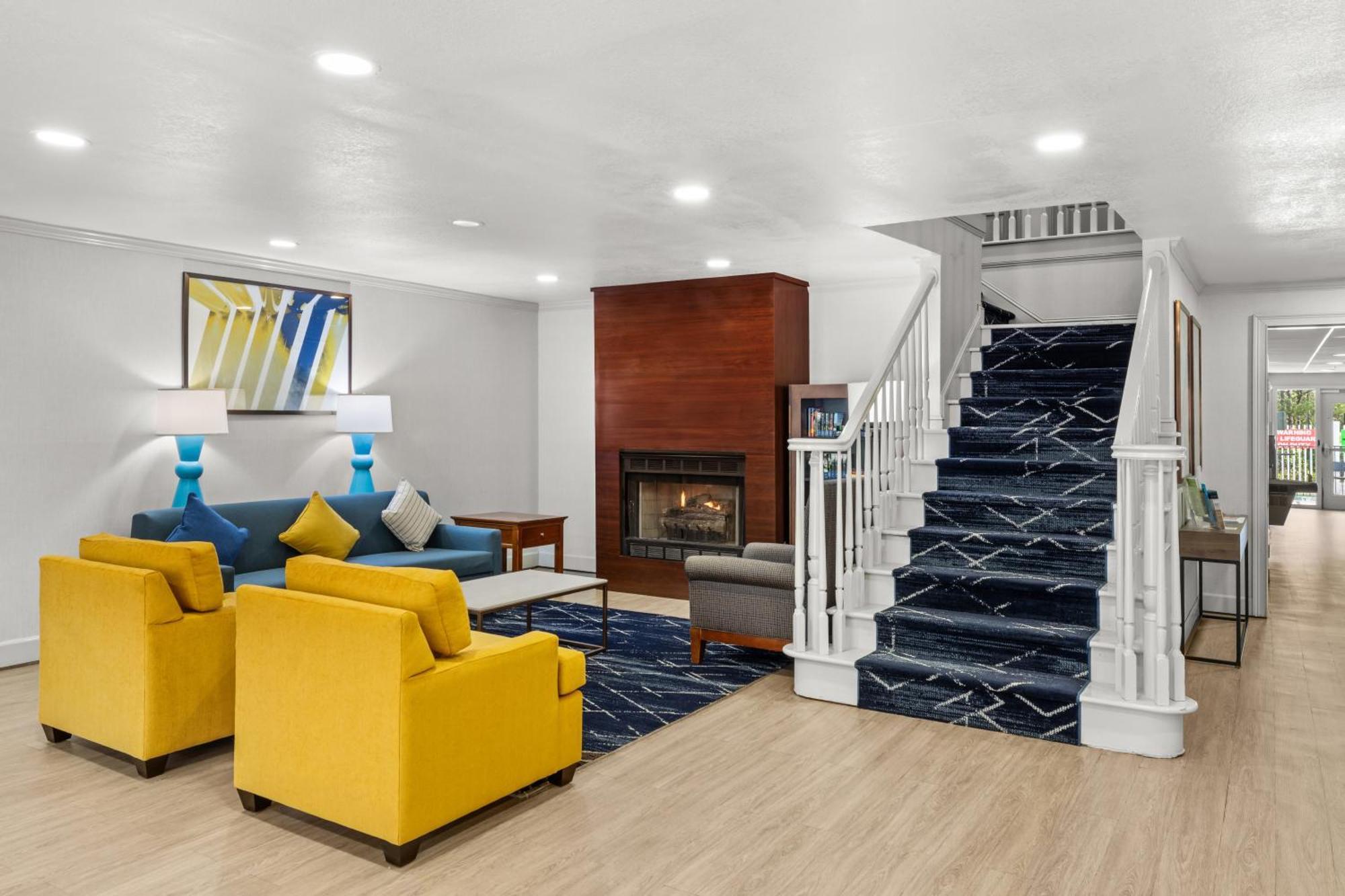 Comfort Inn & Suites Rome South Buitenkant foto